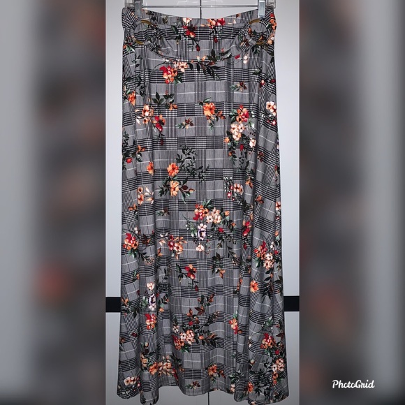 Robert Louis Dresses & Skirts - Floral Mix Print Maxi Skirt